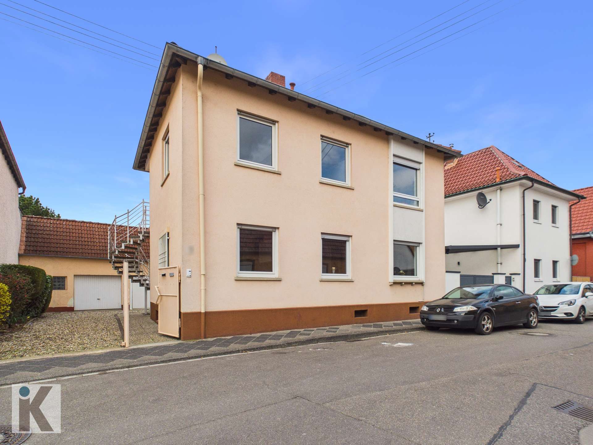 Freistehendes 1-2 Familienhaus